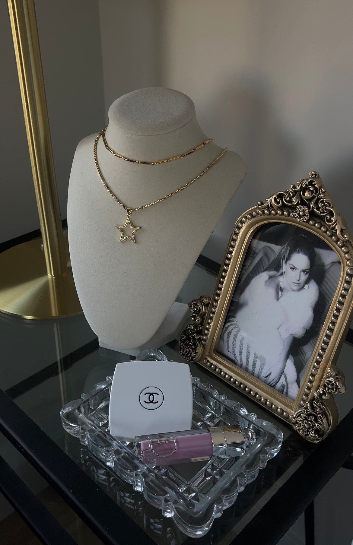 Hollywood Starlet Pendant Necklace (18k Over Stainless Steel)