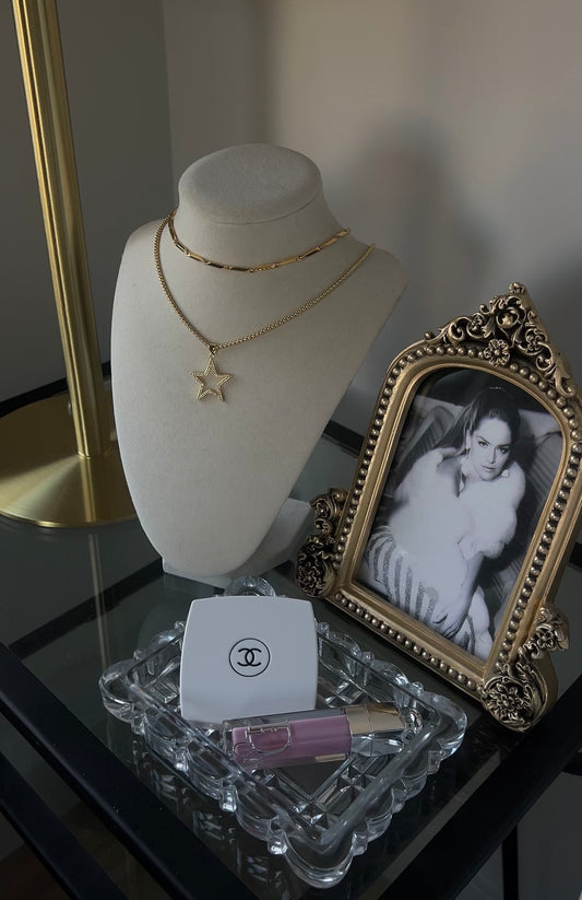 Hollywood Starlet Pendant Necklace (18k Over Stainless Steel)
